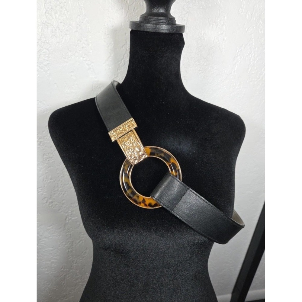 Chico's Animal Print  Black Leather Interlock Circle Belt Elastic Back Womens M
